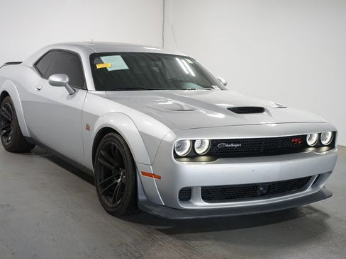 Used 2020 Dodge Challenger R/T Scat Pack RWD image 3