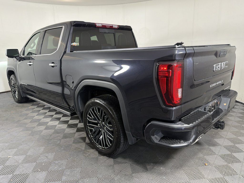 Used 2022 GMC Sierra 1500 Denali Ultimate AWD/4WD image 3