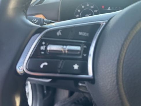 Used 2025 Kia Seltos EX w/ EX Sunroof Package AWD/4WD image 19