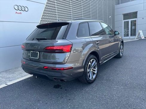 Certified 2026 Audi Q7 2.0T Premium w/ Convenience Plus Package AWD/4WD image 3