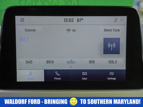 Used 2021 Ford Escape SE w/ SE Sport Appearance Package image 24