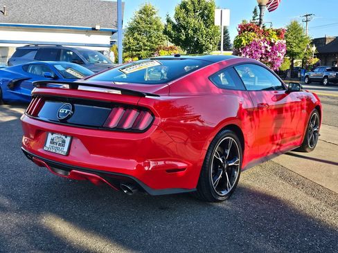 Used 2017 Ford Mustang GT Premium w/ Equipment Group 401A RWD image 5