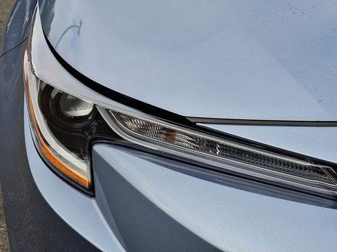 Certified 2025 Toyota Corolla LE image 29