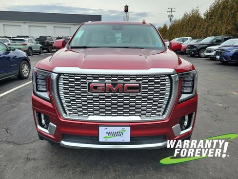 Used 2024 GMC Yukon Denali w/ Denali Reserve Package image 2