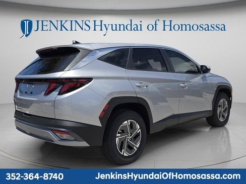 New 2026 Hyundai Tucson Blue SE AWD/4WD image 4