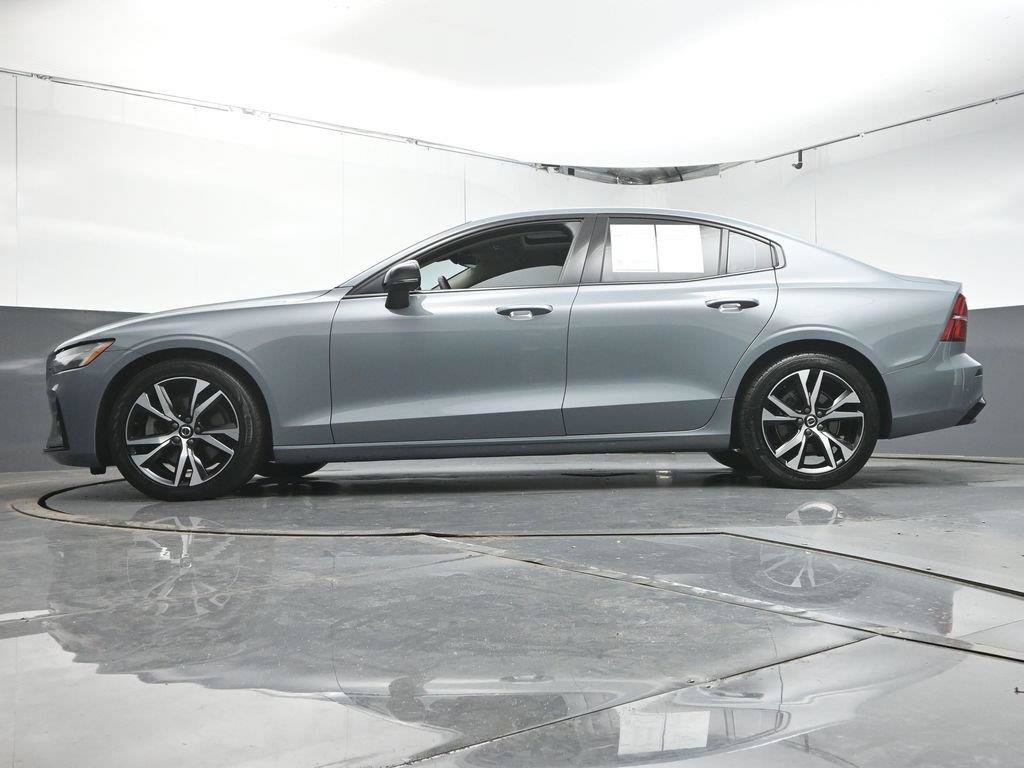 Used 2024 Volvo S60 B5 Core FWD image 34