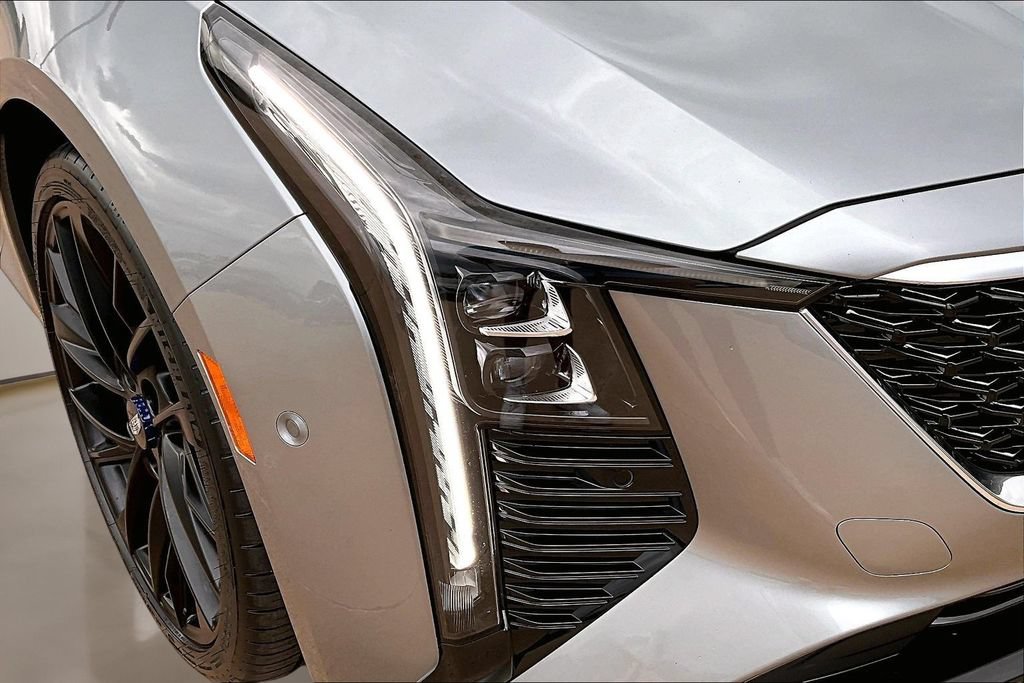 Used 2025 Cadillac CT5 Premium Luxury w/ LPO, Blue Accent Package RWD image 31