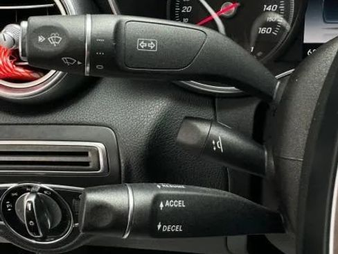 Used 2015 Mercedes-Benz C 300 4MATIC Sedan image 47