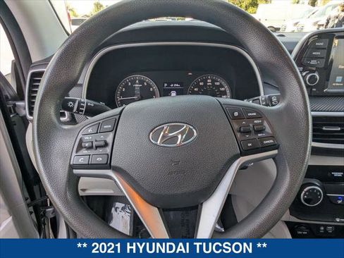 Used 2021 Hyundai Tucson SE image 13