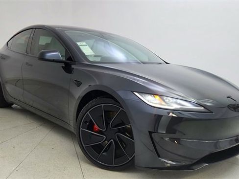 Used 2025 Tesla Model 3 Performance image 91