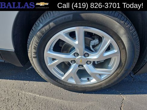 Certified 2019 Chevrolet Equinox Premier w/ LPO, Floor Liner Package FWD image 30