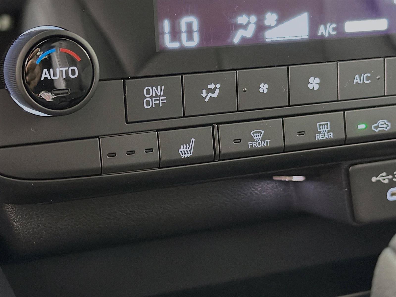 New 2026 Subaru Outback Limited AWD/4WD image 21