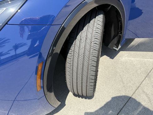 Certified 2025 Toyota Prius Plug-In Hybrid image 34