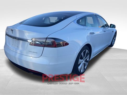 Used 2020 Tesla Model S Long Range AWD/4WD image 7