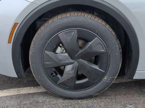 Used 2026 Toyota Prius LE image 10