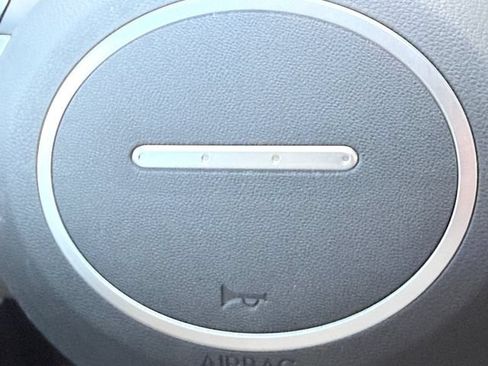 Used 2025 Hyundai Tucson Limited FWD image 5