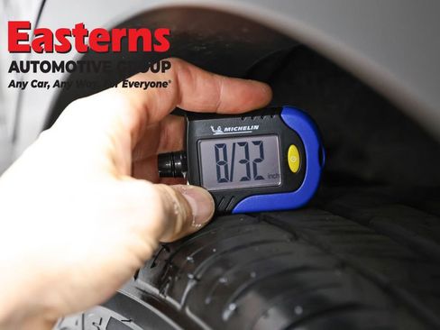 Used 2024 Mitsubishi Outlander SE image 26