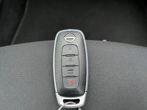 Used 2025 Nissan Sentra SV image 22