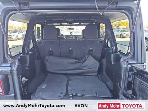 Used 2022 Jeep Wrangler Unlimited Sport S image 28