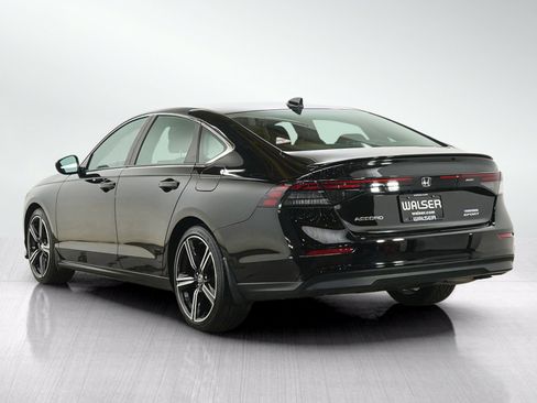 Used 2024 Honda Accord Sport image 3