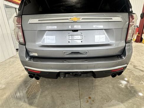 Used 2021 Chevrolet Suburban High Country w/ Premium Package image 5