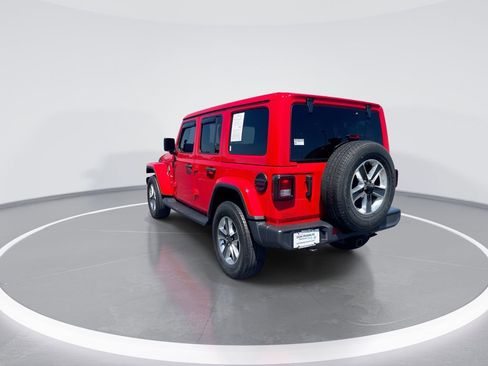 Used 2021 Jeep Wrangler Unlimited Sahara AWD/4WD image 6