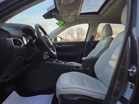 Certified 2025 MAZDA CX-5 AWD 2.5 S w/ Preferred Package image 12