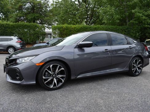 Used 2018 Honda Civic Si image 2