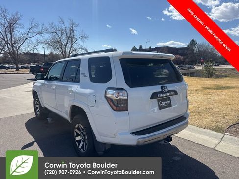 Used 2023 Toyota 4Runner TRD Off-Road Premium w/ Off Road Premium Plus Package image 5