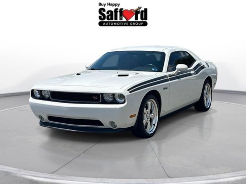 Used 2013 Dodge Challenger R/T RWD image 1