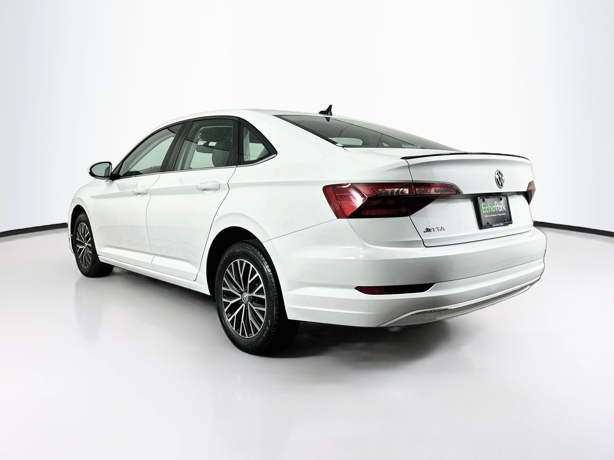 Used 2021 Volkswagen Jetta S w/ Driver Assistance Package FWD image 5