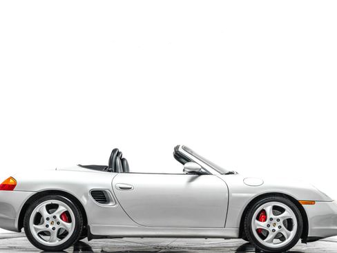 Used 2000 Porsche Boxster S RWD image 2