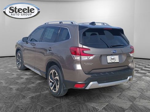 Used 2024 Subaru Forester Touring image 3