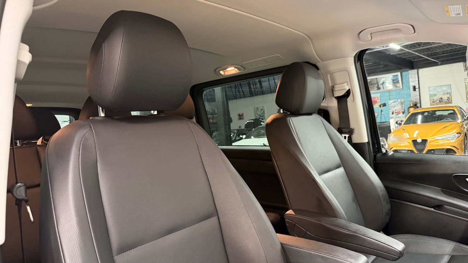 Used 2023 Mercedes-Benz Metris Passenger image 33