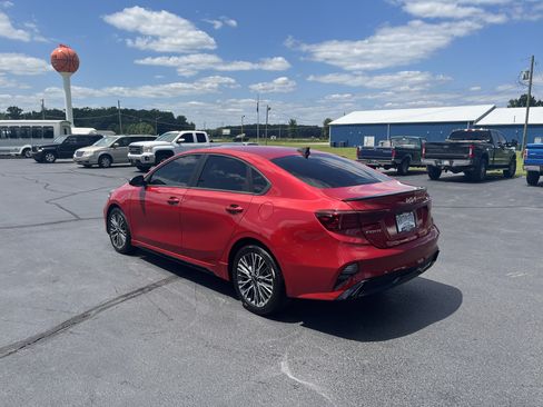 Used 2024 Kia Forte GT-Line FWD image 3