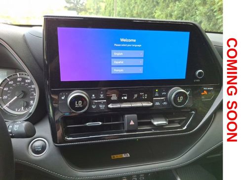 Used 2024 Toyota Highlander XSE AWD/4WD image 14