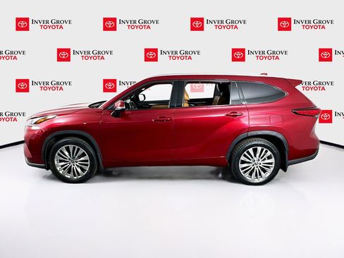 Used 2023 Toyota Highlander Platinum AWD/4WD image 8
