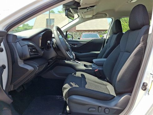 Used 2025 Subaru Legacy Premium AWD/4WD image 7