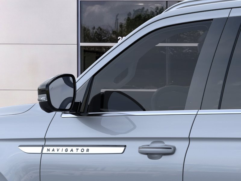 New 2026 Lincoln Navigator Premiere AWD/4WD image 20