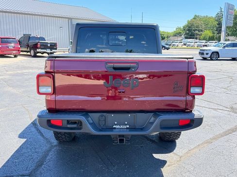 Used 2021 Jeep Gladiator Sport AWD/4WD image 7