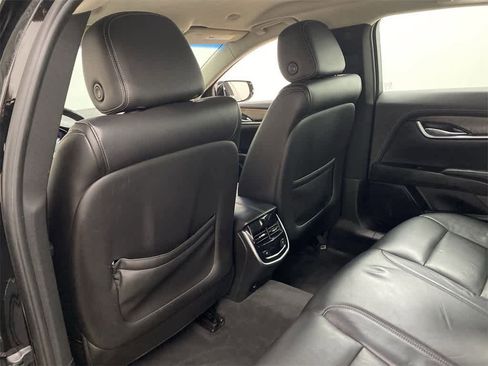 Used 2018 Cadillac XTS Luxury image 16