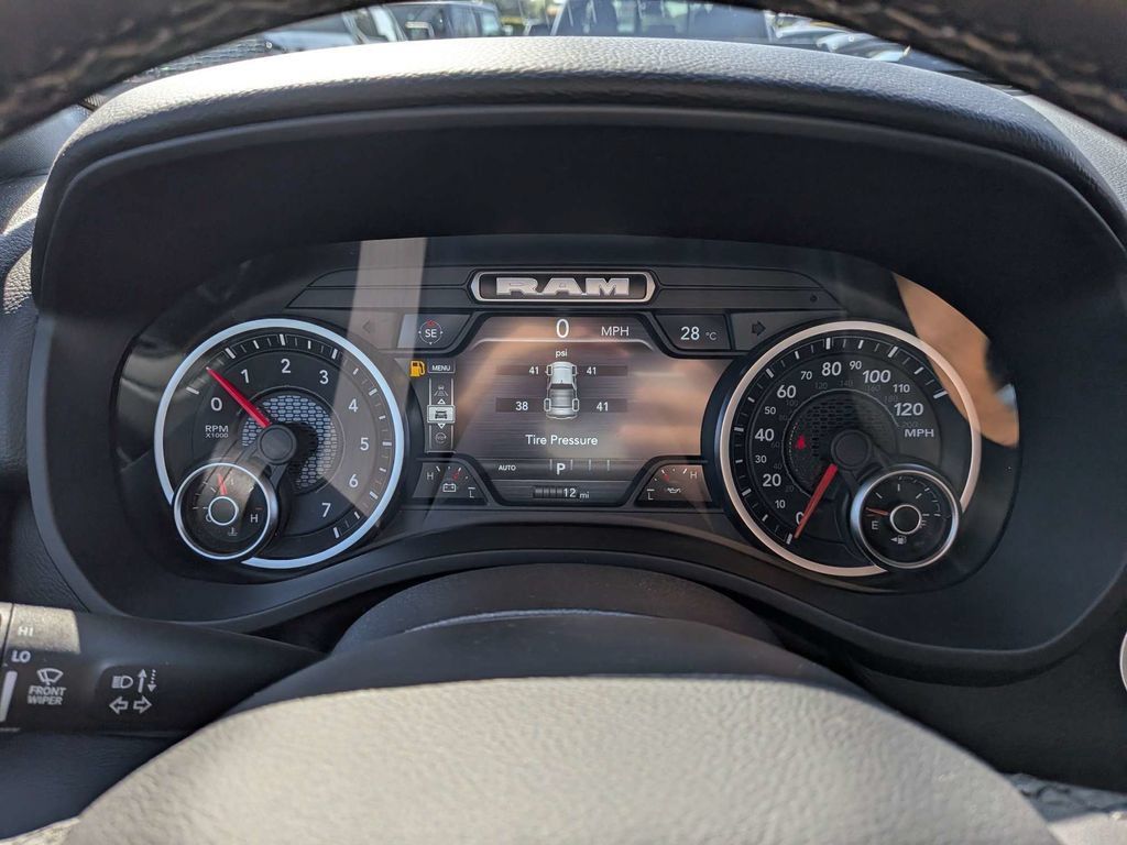 New 2026 RAM 1500 Big Horn AWD/4WD image 27