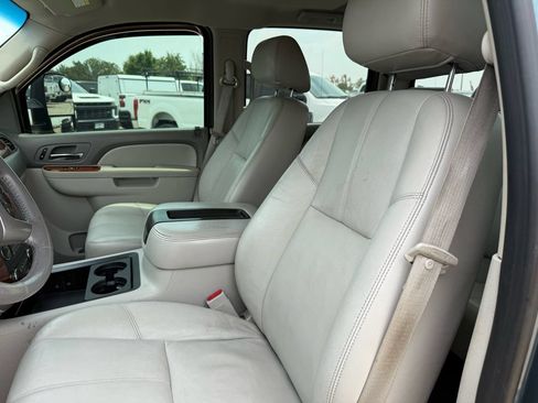 Used 2012 Chevrolet Silverado 3500 LTZ w/ LTZ Plus Package AWD/4WD image 32
