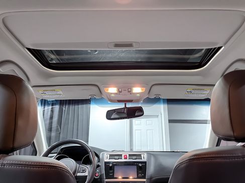 Used 2017 Subaru Outback 2.5i Limited image 32