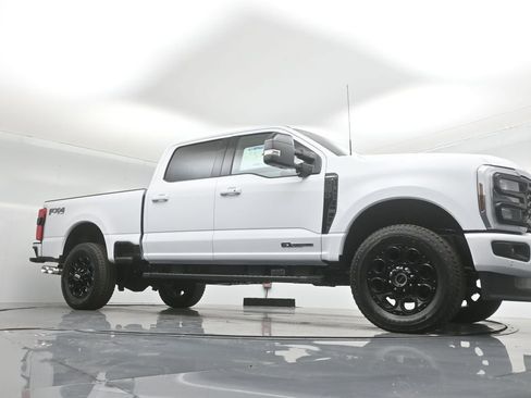 New 2025 Ford F250 Lariat w/ Lariat Ultimate Package image 3