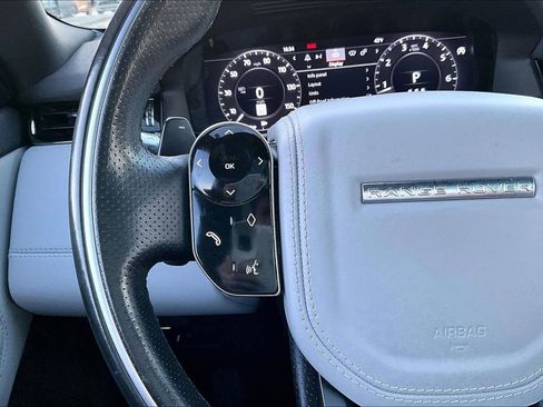 Used 2020 Land Rover Range Rover Evoque First Edition image 10