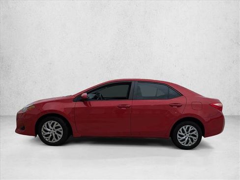 Used 2019 Toyota Corolla LE image 5