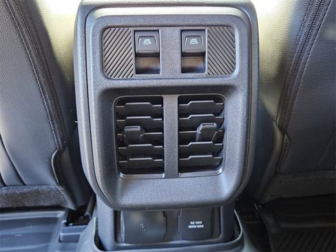 New 2025 Ford Bronco Outer Banks image 8