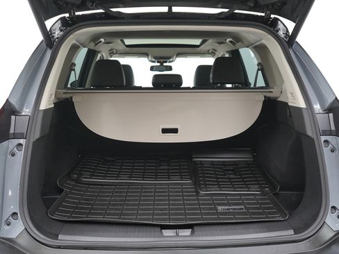 Used 2022 Nissan Rogue Platinum image 16