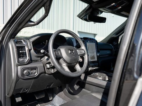 Used 2024 RAM 2500 Limited AWD/4WD image 21